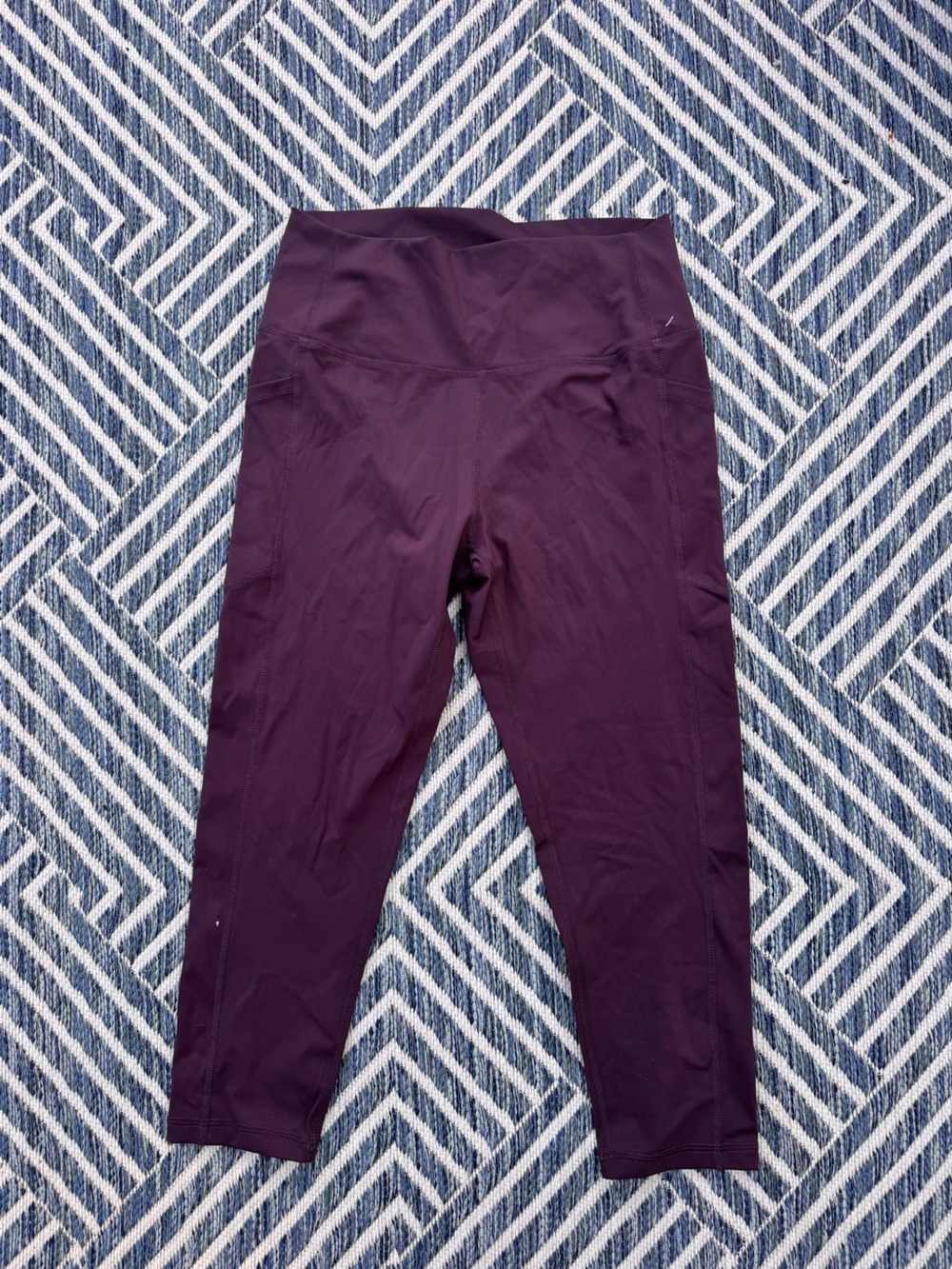 ZYIA Plum Purple High-Rise Capri Leggings